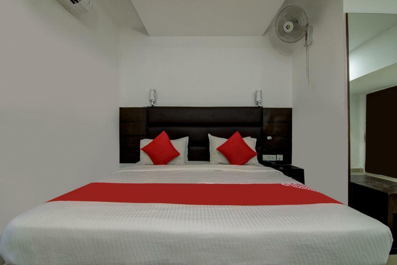 Hotel Sai International Ченнаи Экстерьер фото